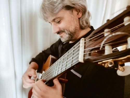 Martínez, Jesús